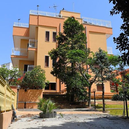 B&B Il Canto Del Mare Pulsano Exterior foto